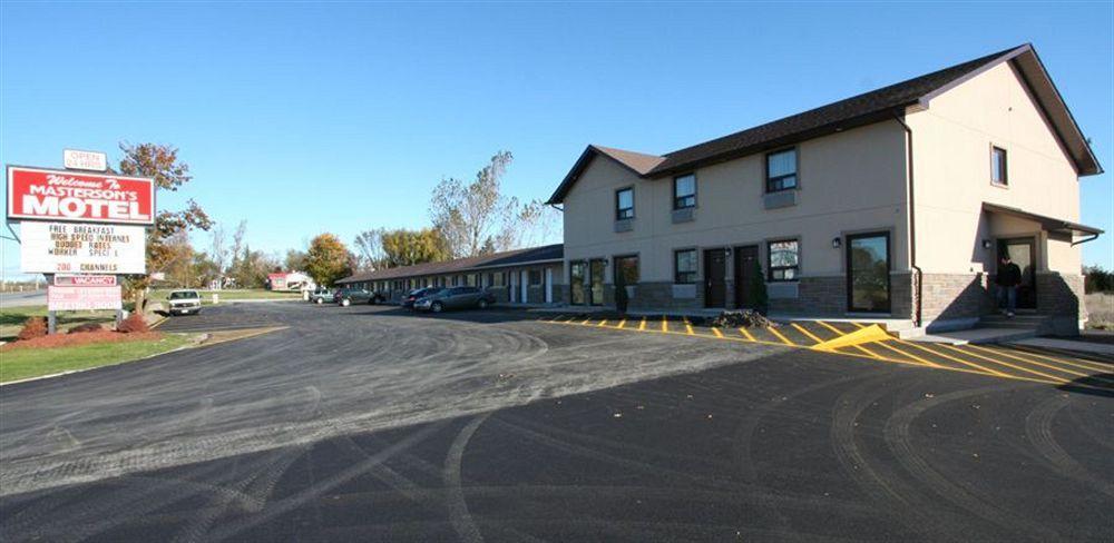 Masterson'S Motel Greater Napanee Exteriör bild