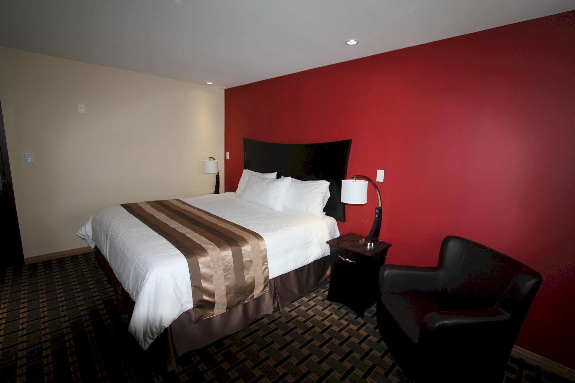 Masterson'S Motel Greater Napanee Exteriör bild